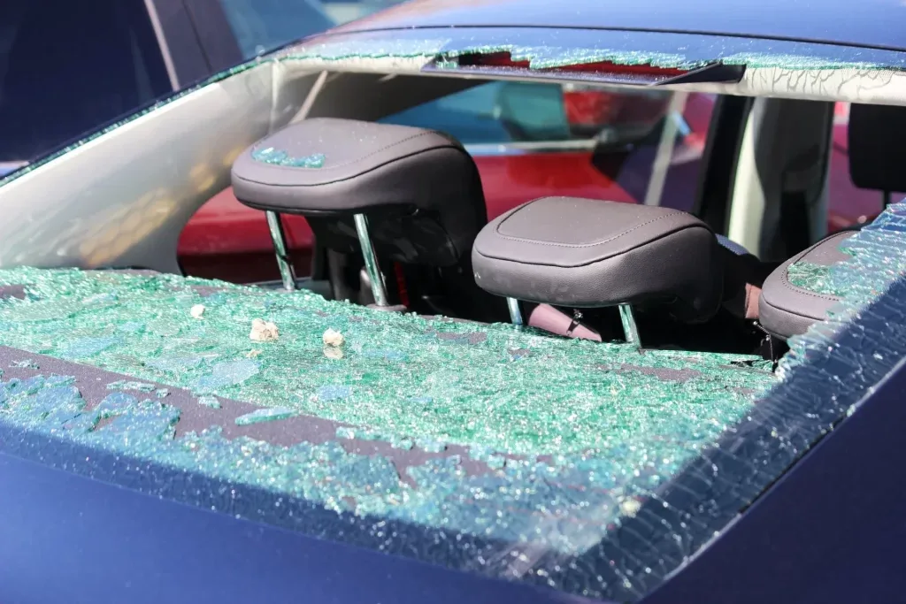 Back glass replacement - Save on Auto Glass