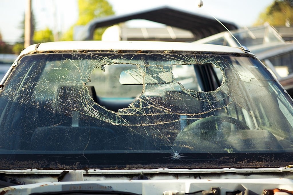 car autoglass damage